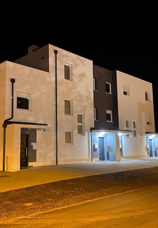 Penthouse West S Apartment Varazdin Luaran gambar