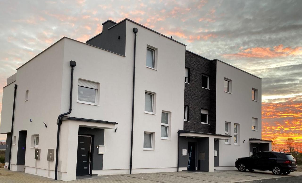 Penthouse West S Apartment Varazdin Luaran gambar